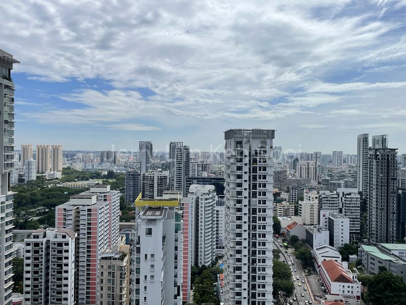 1 Bed Condo for Rent in  368 Thomson - Image 1